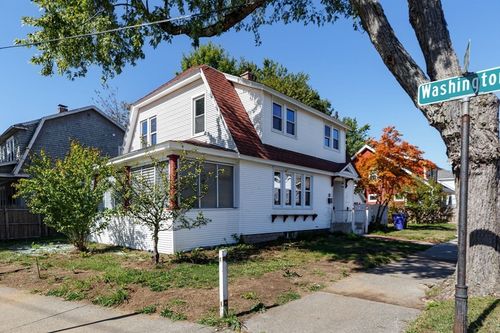 52 Eldridge St, Springfield, MA, 01108-3027 | Card Image