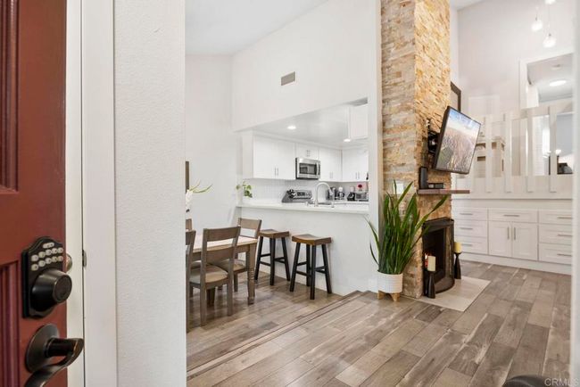 UNIT-13 - 2352 Altisma Way, Condo with 2 bedrooms, 2 bathrooms and 2 parking in Carlsbad CA | Image 5