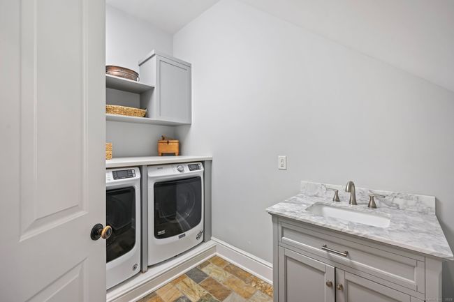 5 Stone Wall Ln, House other with 4 bedrooms, 5 bathrooms and 8 parking in Sherman CT | Image 24