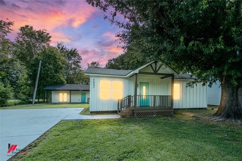 7110 Winburn Dr, Greenwood, LA, 71033-3219 | Card Image
