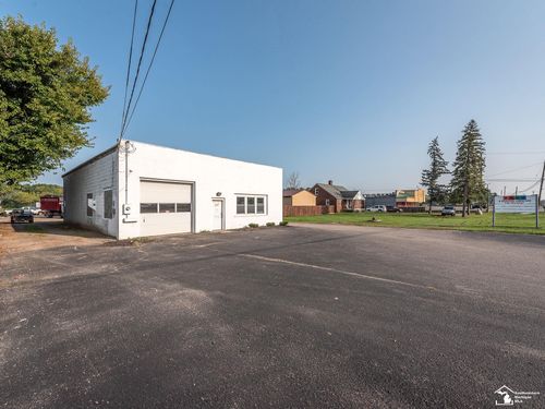 15213 S Dixie Hwy, Monroe, MI, 48161-3772 | Card Image