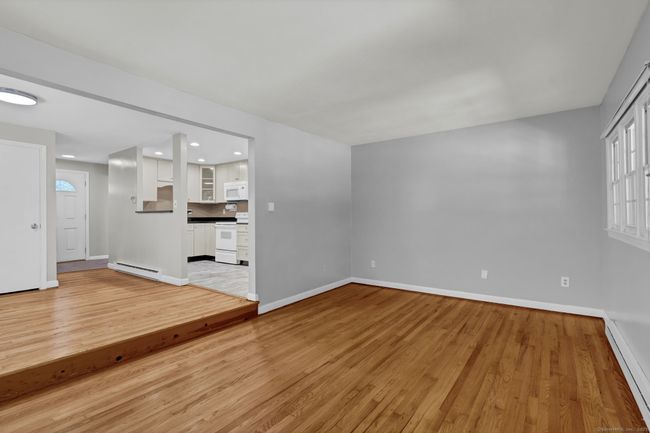 141 - 141 Spring St, Condo with 2 bedrooms, 2 bathrooms and 2 parking in Wethersfield CT | Image 6