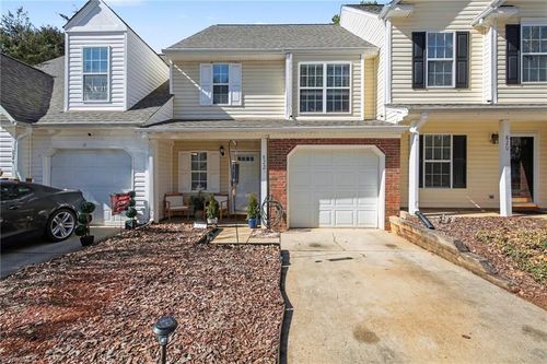 822 Creek Crossing Trl, Whitsett, NC, 27377-9252 | Card Image