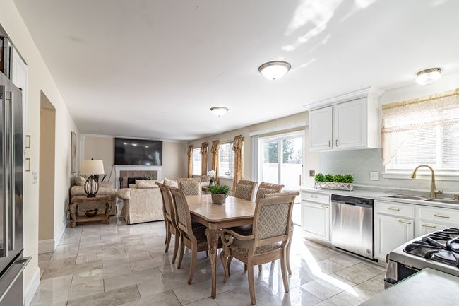2418 Phillip Dr, House other with 5 bedrooms, 4 bathrooms and 2 parking in Zion IL | Image 11