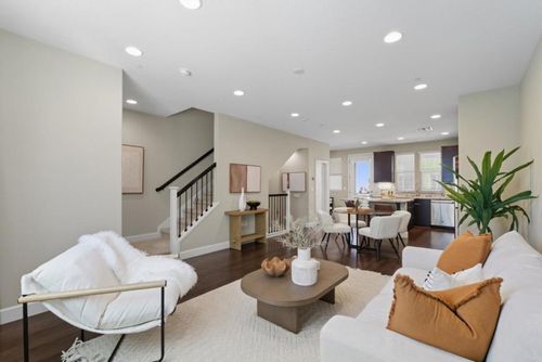 5815 Brandon Ct, San Jose, CA, 95123-6800 | Card Image