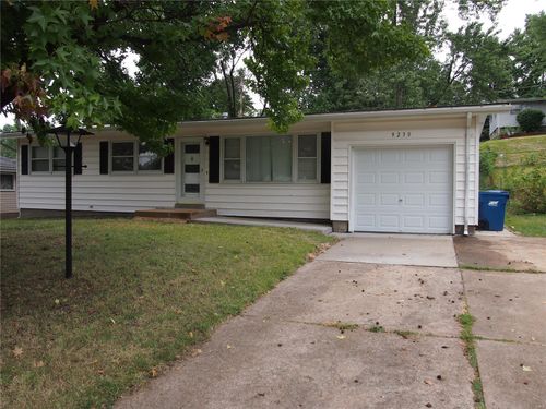 9230 Ellison Dr, Saint Louis, MO, 63136-1618 | Card Image