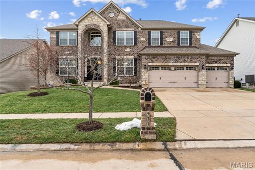 933 Bentley Park Circle Circle, O'Fallon, MO, 63368 | Card Image