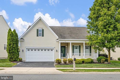 378 Pierce Run, NEWARK, DE, 19702-4308 | Card Image