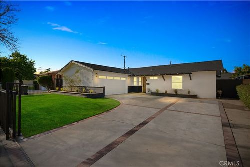 1825 W Carlton Pl, Santa Ana, CA, 92704-4204 | Card Image