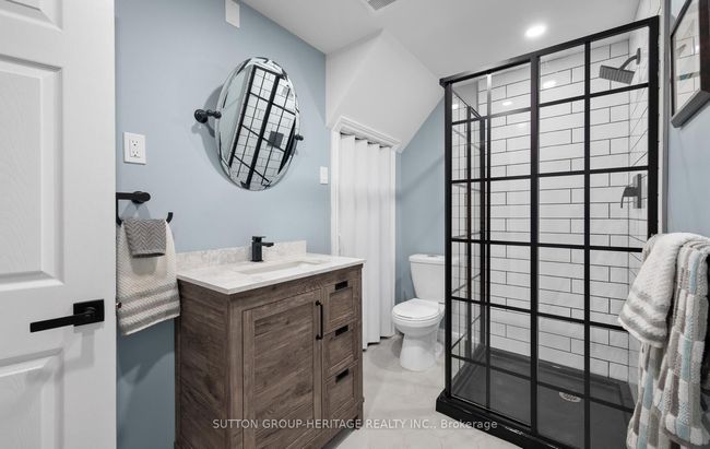 38 Churchill Rd, House other with 4 bedrooms, 3 bathrooms and 2 parking in Ajax ON | Image 23