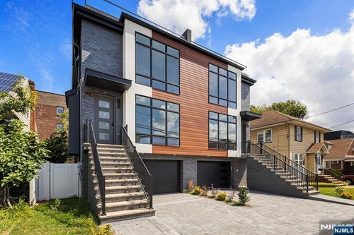 93 Crescent Ave, Cliffside Park, NJ, 07010-3047 | Card Image