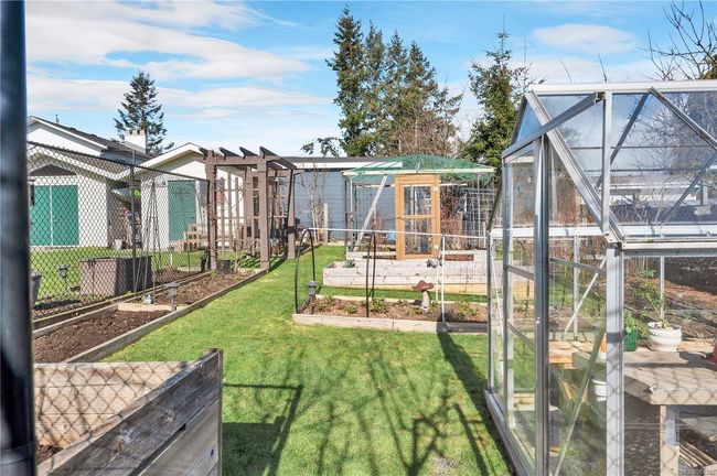 795 Upland Dr, House other with 3 bedrooms, 2 bathrooms and 2 parking in Campbell River BC | Image 27