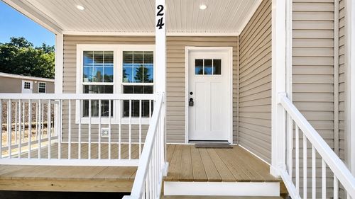 24 Pinrock Dr, Sturbridge, MA, 01566-1497 | Card Image