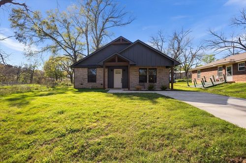 405 S Short St, Troup, TX, 75789-1965 | Card Image
