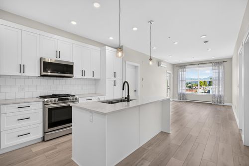 302-11893 227 St, Maple Ridge, BC, V2X6H9 | Card Image