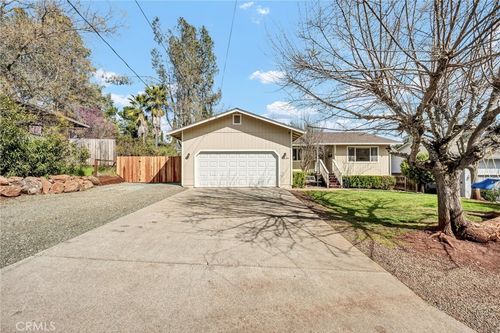 16624 Greenridge Rd, Hidden Valley Lake, CA, 95467 | Card Image