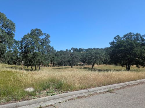 22580 Rio Robles Drive, Red Bluff, CA, 96080 | Card Image