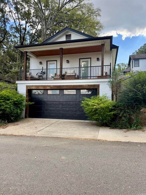 921 Midland St, Little Rock, AR, 72205-4131 | Card Image