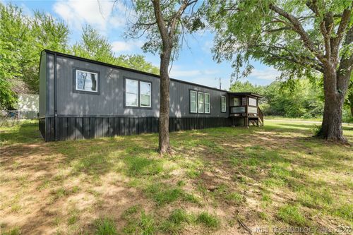 2109 Hawk Ln, Kingston, OK, 73439-9540 | Card Image