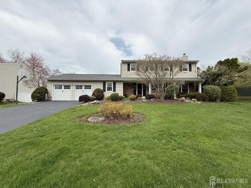 15 Delaware Dr, East Brunswick, NJ, 08816-3256 | Card Image