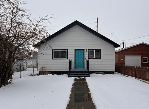 21 2nd St W, Havre, MT, 59501-3433 | Card Image