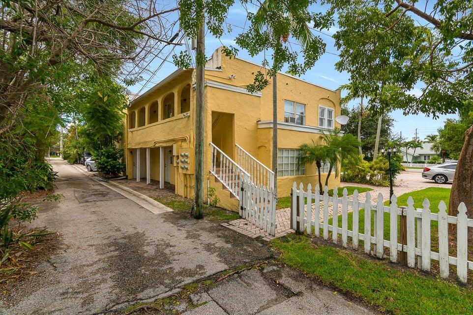 Residential Lease in Delray Beach 4
