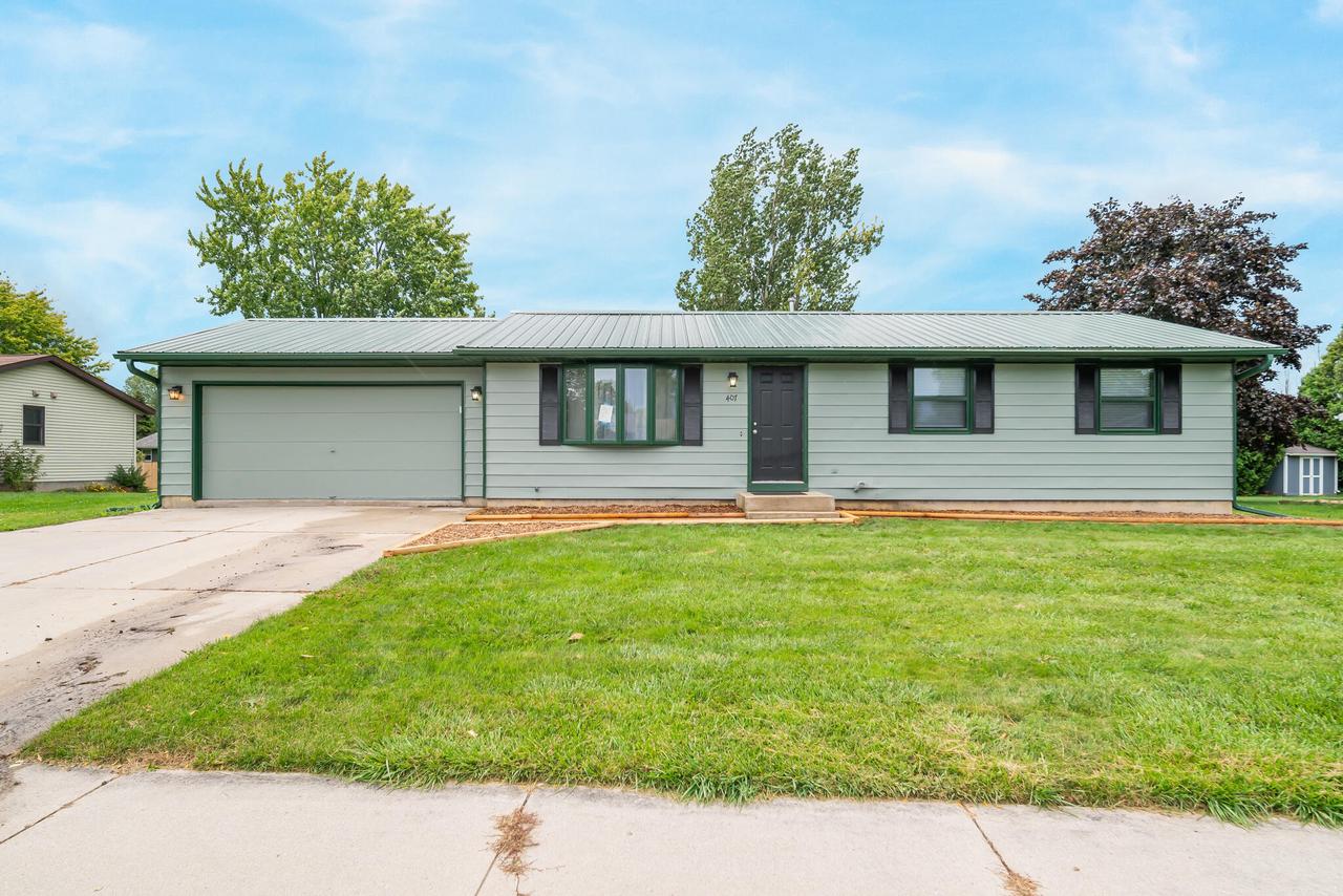 Zuider Ln, Oostburg, WI 53070
