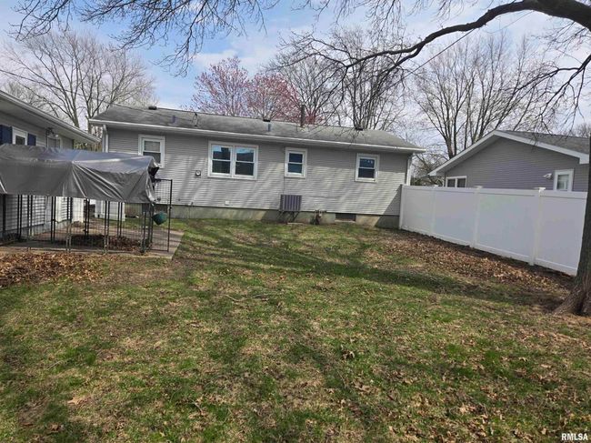 502 N 5 Th St, House other with 3 bedrooms, 1 bathrooms and null parking in Eldridge IA | Image 42