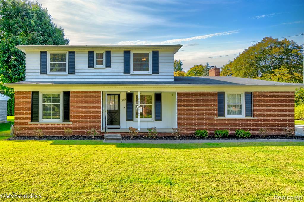 Riverside St, Livonia, MI 48154