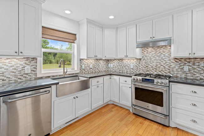 Kitchen | Image 7