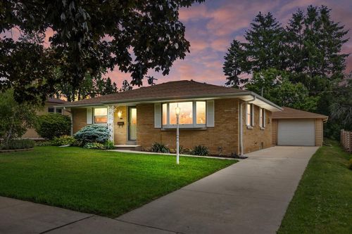 935 Virginia Street, RACINE, WI, 53405 | Card Image