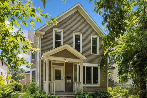1062 Front Ave, Saint Paul, MN, 55103-1226 | Card Image
