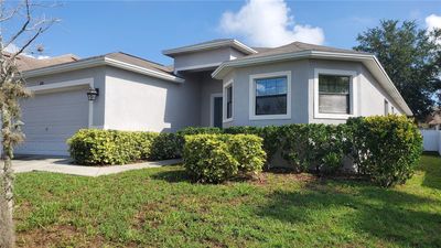 206 Towerview Drive E, House other with 4 bedrooms, 2 bathrooms and null parking in Haines City FL | Image 1