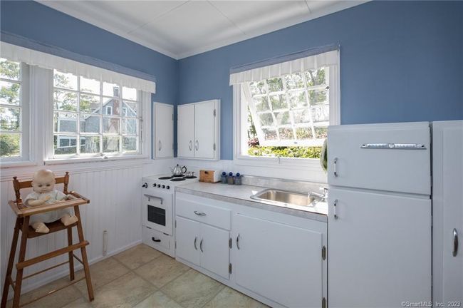 Playhouse interior | Image 38