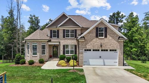7619 Monty Dr, Kernersville, NC, 27284-5004 | Card Image