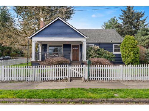 6733 S Virginia Ave, Portland, OR, 97219-2323 | Card Image