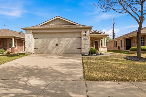 2490 Honeybee Ln, Frisco, TX, 75036-0896 | Card Image
