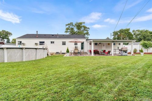 71 Hunter Ln, Centereach, NY, 11720-2519 | Card Image