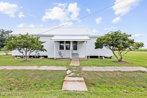 205 Hutchinson Ave, Morse, LA, 70559-2562 | Card Image