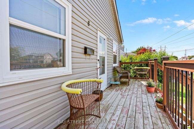 8 Lily St, House other with 4 bedrooms, 2 bathrooms and 3 parking in Saint Catharines ON | Image 15
