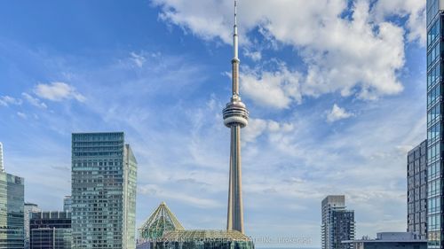 3404-99 John St, Toronto, ON, M5V0S6 | Card Image
