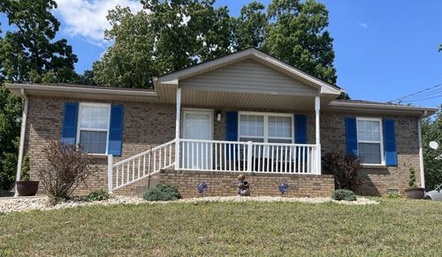 345 Donna Dr, Clarksville, TN, 37042-3891 | Card Image