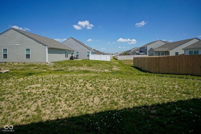 view of yard | Image 33