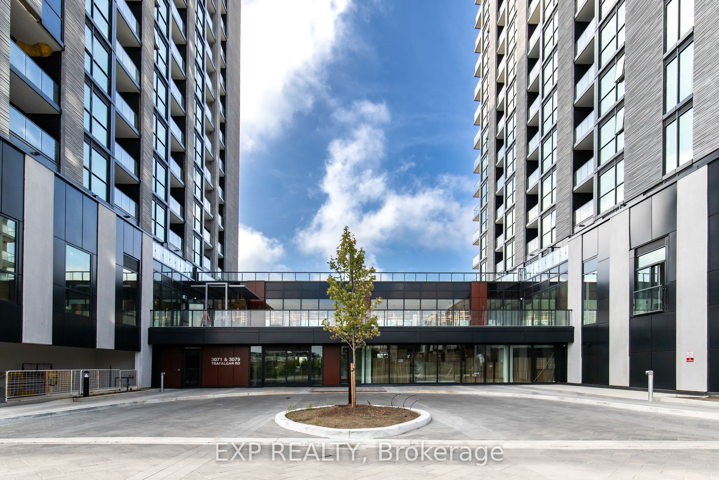 Residential Lease in Oakville 3