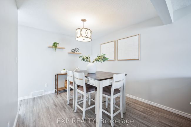 116 Dinison Cres, House attached with 3 bedrooms, 2 bathrooms and 3 parking in Kitchener ON | Image 7