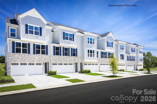 7624 Ravenscroft Close Way, Indian Land, SC, 29707-8129 | Card Image