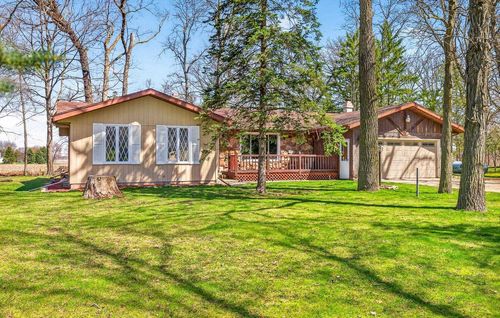 W7975 Treptow Lane, LAMARTINE, WI, 54932 | Card Image