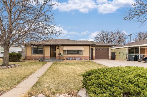 3241 Acacia Dr, Cheyenne, WY, 82001-5805 | Card Image