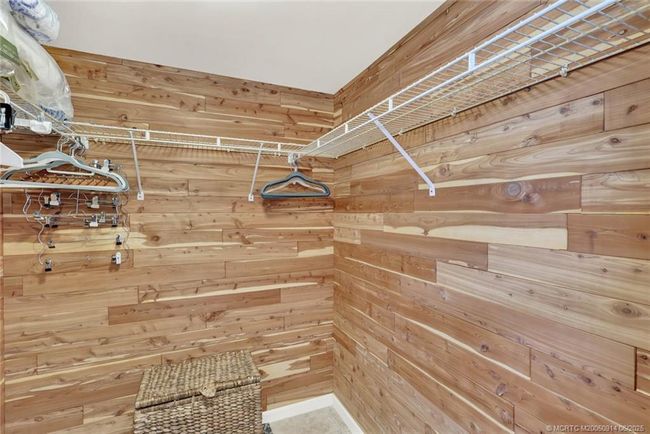 APT-1204 - 9600 Ocean Dr, Condo with 2 bedrooms, 2 bathrooms and null parking in Jensen Beach FL | Image 24