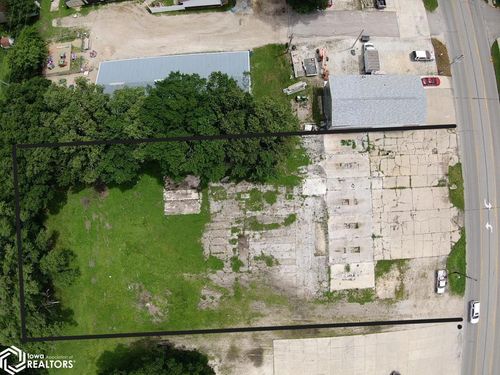 2120 Washington Ave, Iowa Falls, IA, 50126-1613 | Card Image